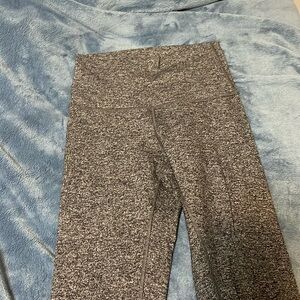 size 4 lululemon leggings